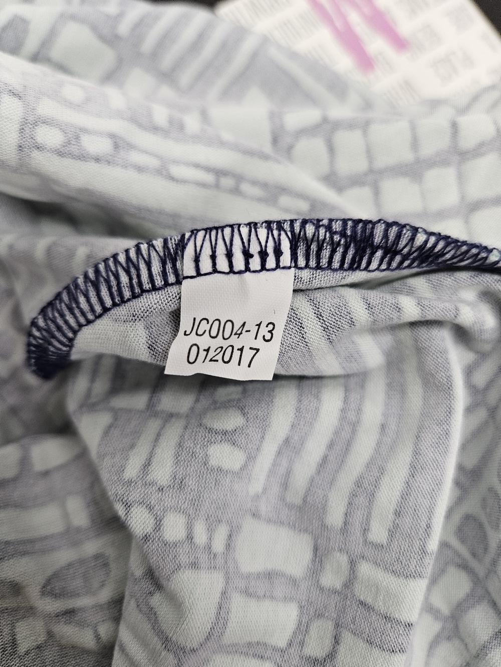 LuLaRoe Perfect T Mint and Navy Geometric Short Sleeve Tee Top Shirt - Picture 5 of 7